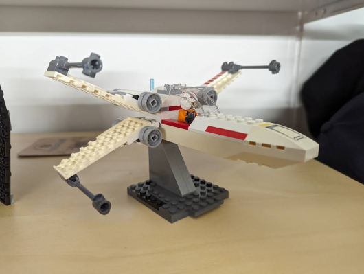 75235 X-Wing